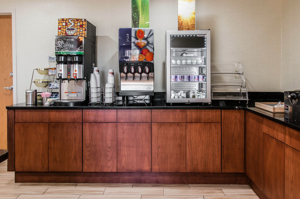 Quality Inn & Suites Warren - Detroit Eksteriør bilde
